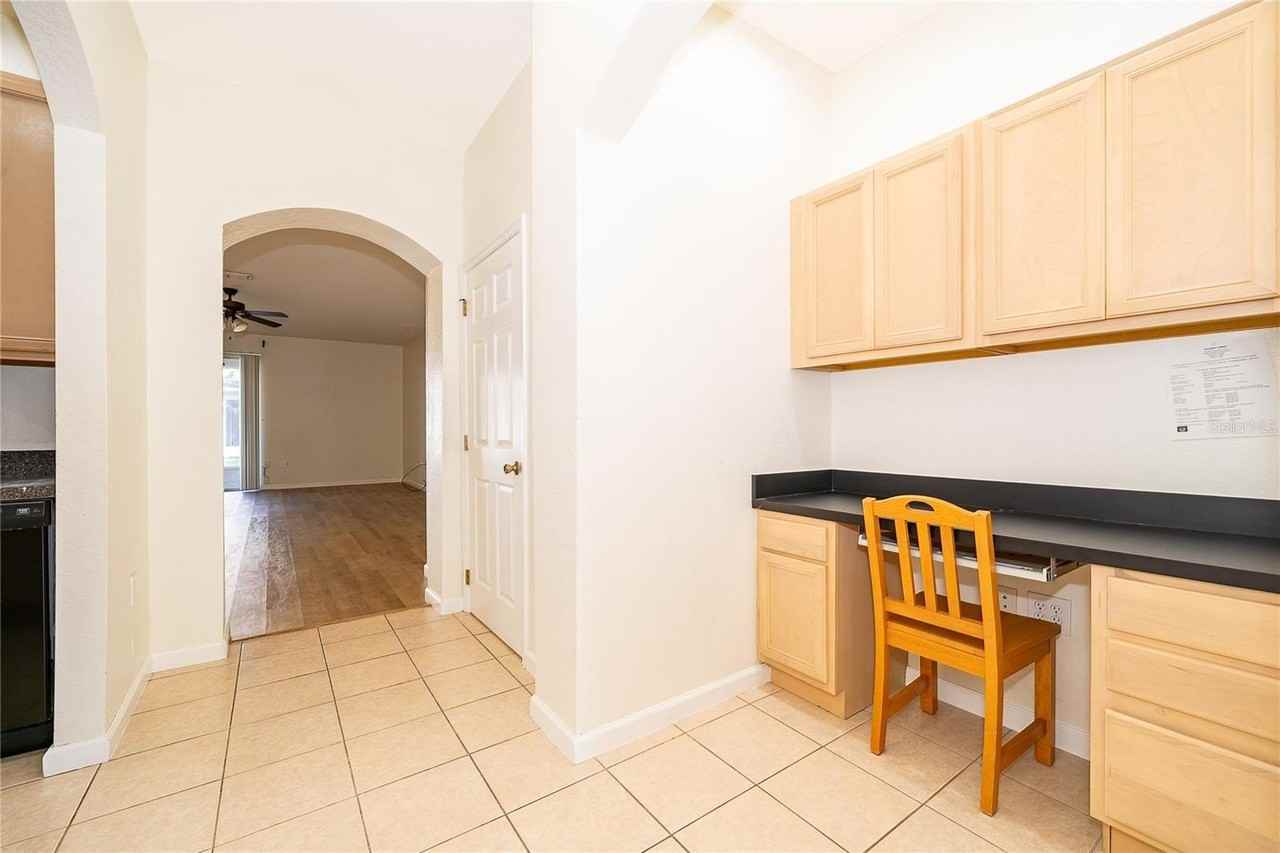 14162 Turning Leaf Dr - Photo 3 of 25