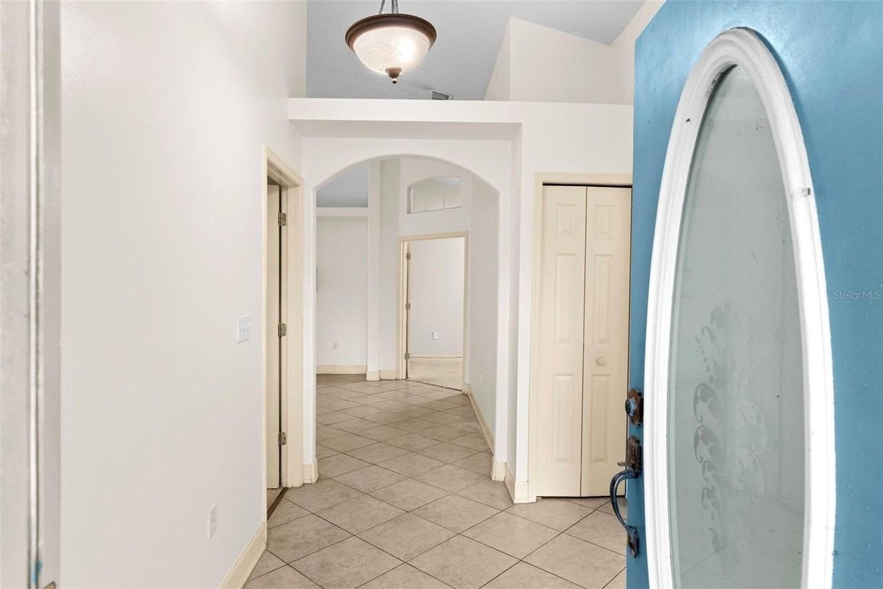 212 Bent Oak Loop - Photo 3 of 32