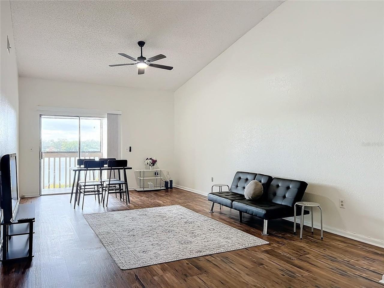 4166 Plantation Cove Dr #505 - Photo 7 of 50