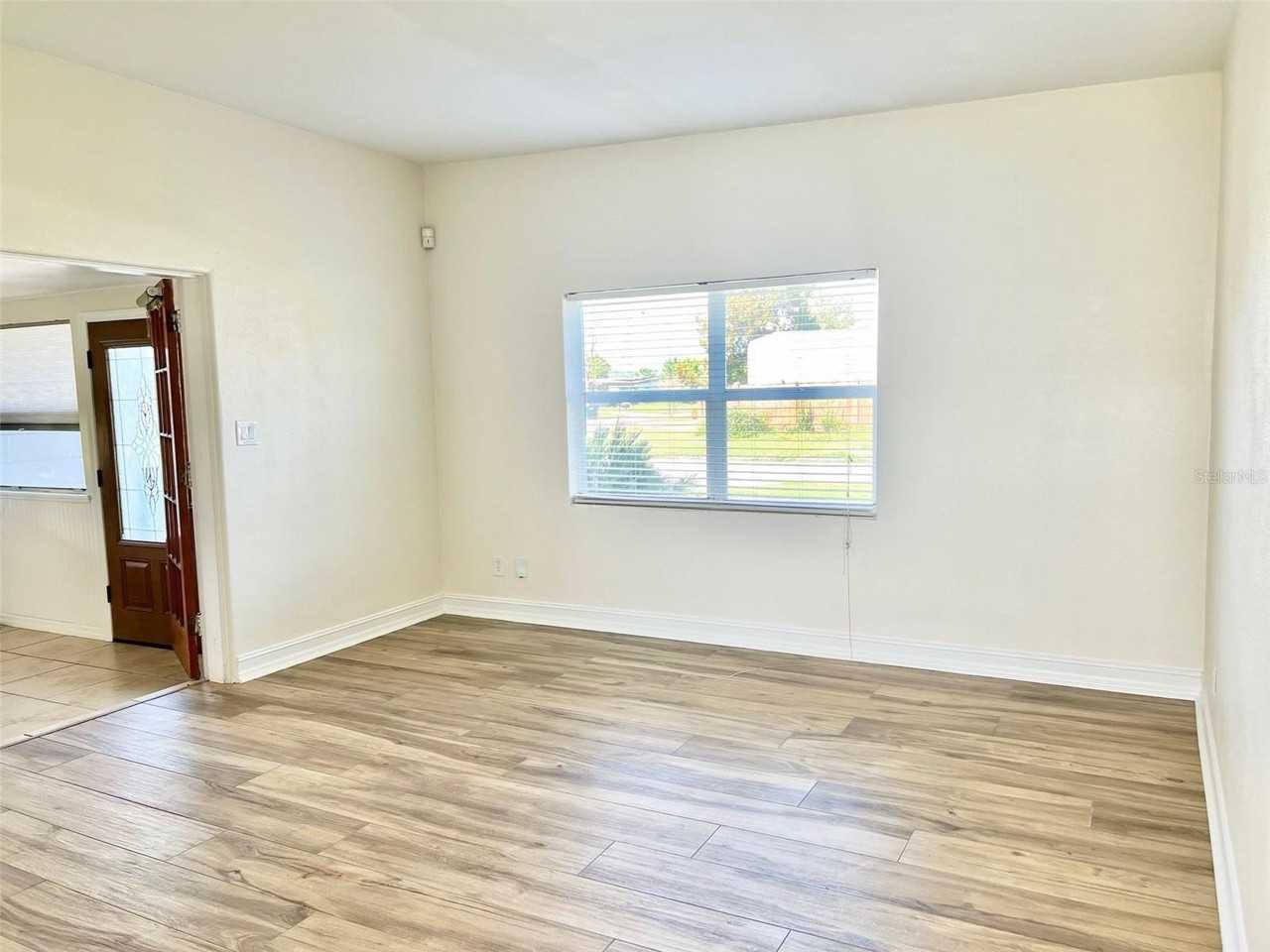 1840 Brando Dr - Photo 3 of 25
