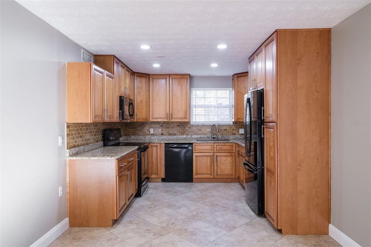 4388 Lake Underhill Rd #21C2 - Photo 5 of 28