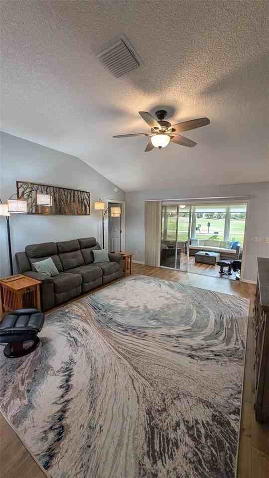 2204 Margarita Dr - Photo 7 of 14