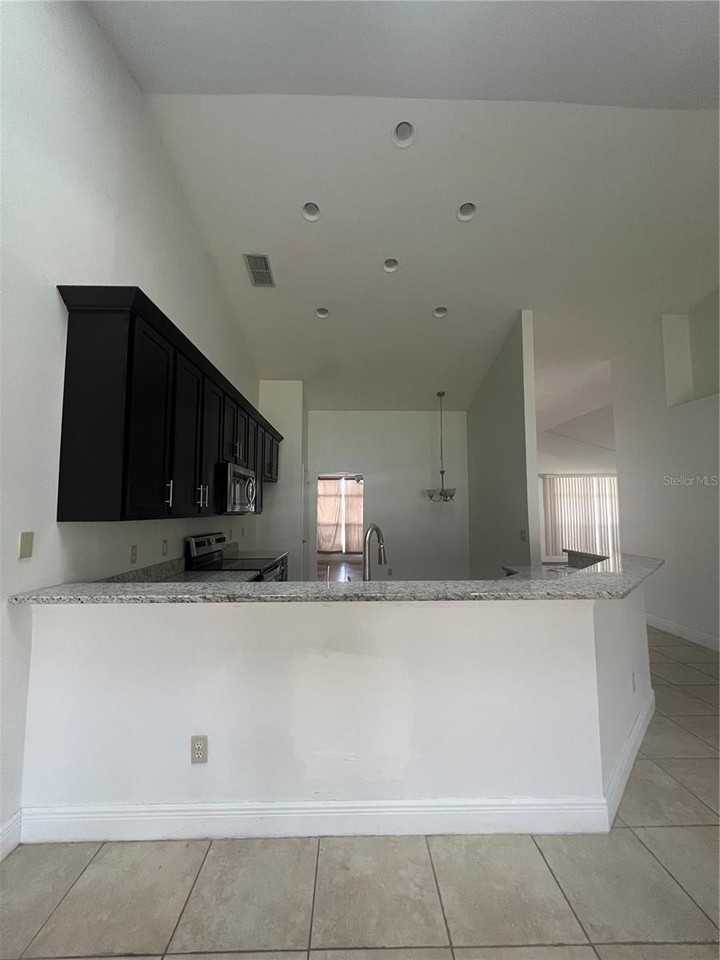 12319 Greco Dr - Photo 3 of 5