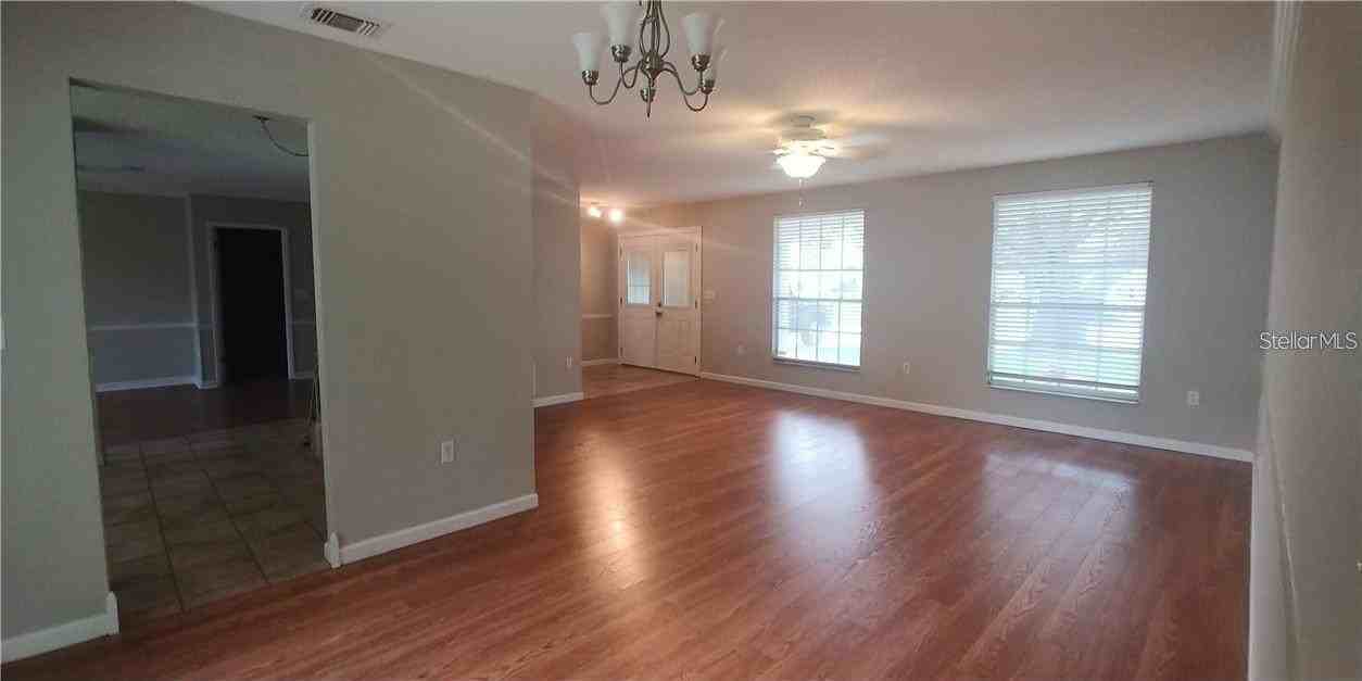 13006 Sirius Ln - Photo 3 of 16