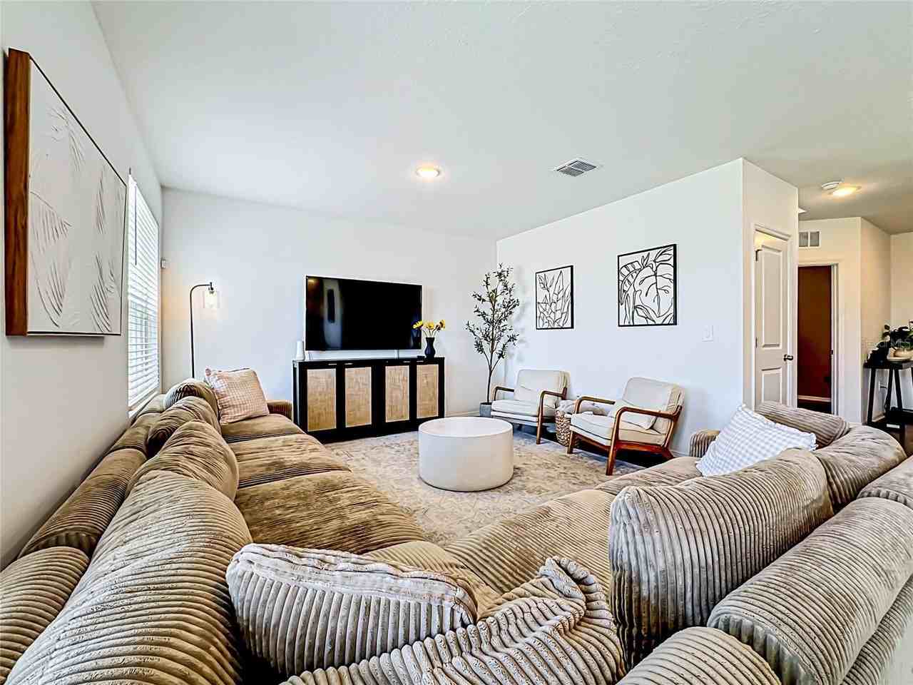 13019 Bluff Oak Way - Photo 6 of 31