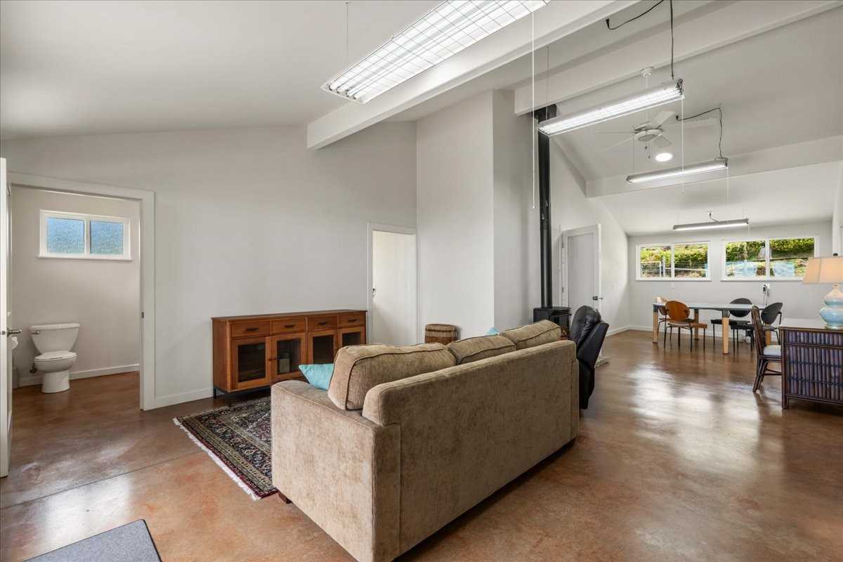 18505 Haleakala Hwy #1 - Photo 5 of 50