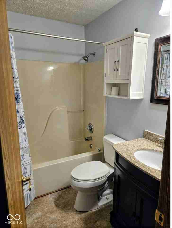 1043 Mikes Way - Photo 6 of 7