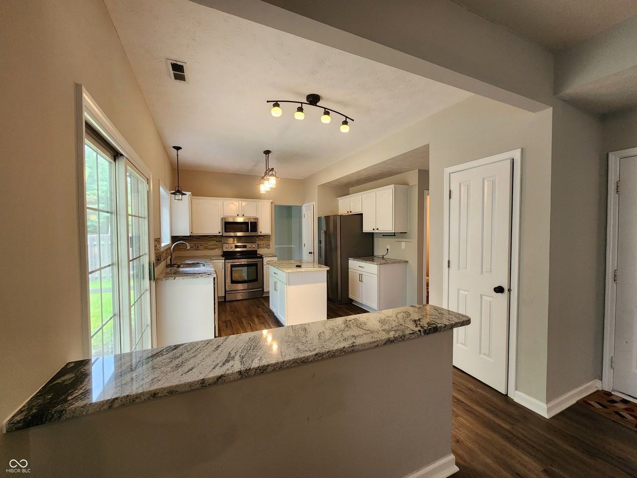 14504 Cherry Ridge Rd - Photo 5 of 19