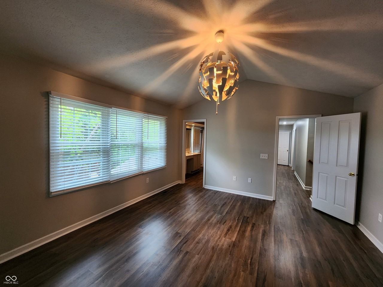 14504 Cherry Ridge Rd - Photo 7 of 19