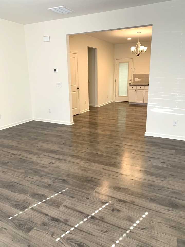 215 Banbury Ln #29 - Photo 3 of 27