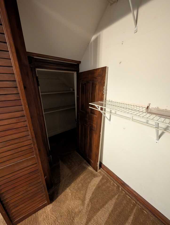 1268 Sw Western Ave #1A - Photo 4 of 14