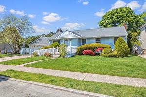 featured image of 168 Lenox Ave