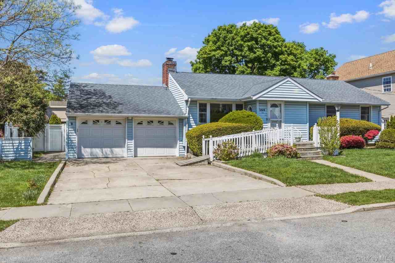 168 Lenox Ave - Photo 2 of 15