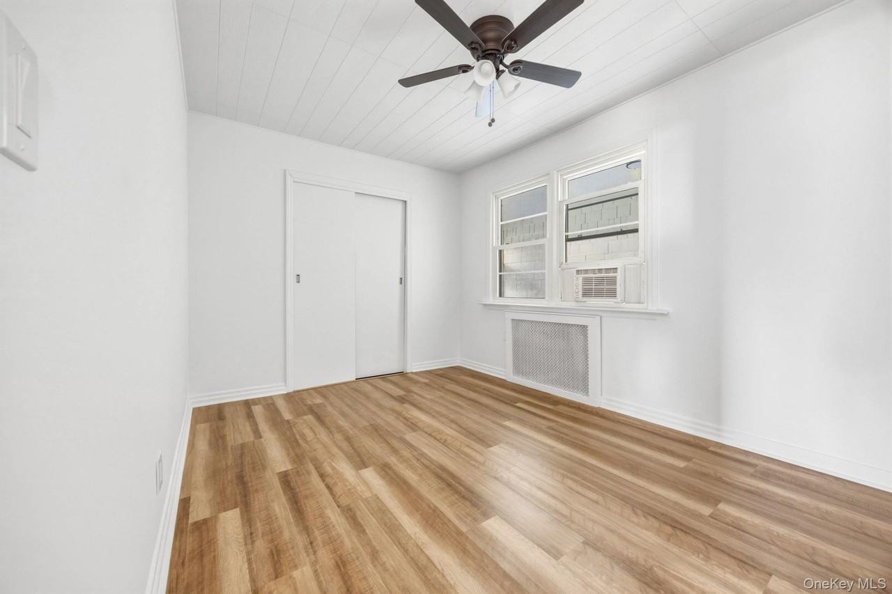 168 Lenox Ave - Photo 4 of 15