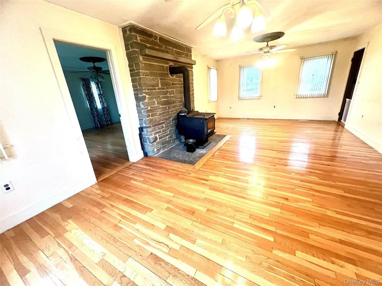 57 Hubbard Rd - Photo 4 of 30
