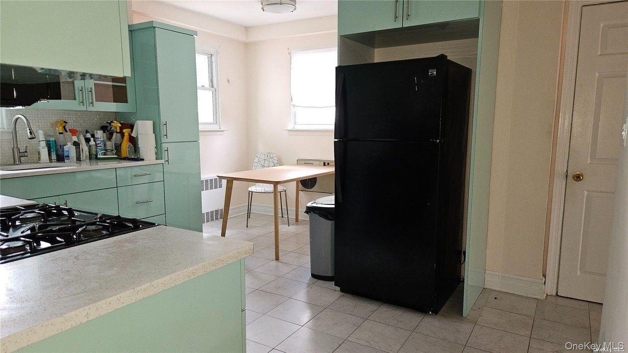 7364 196th St - Photo 5 of 15