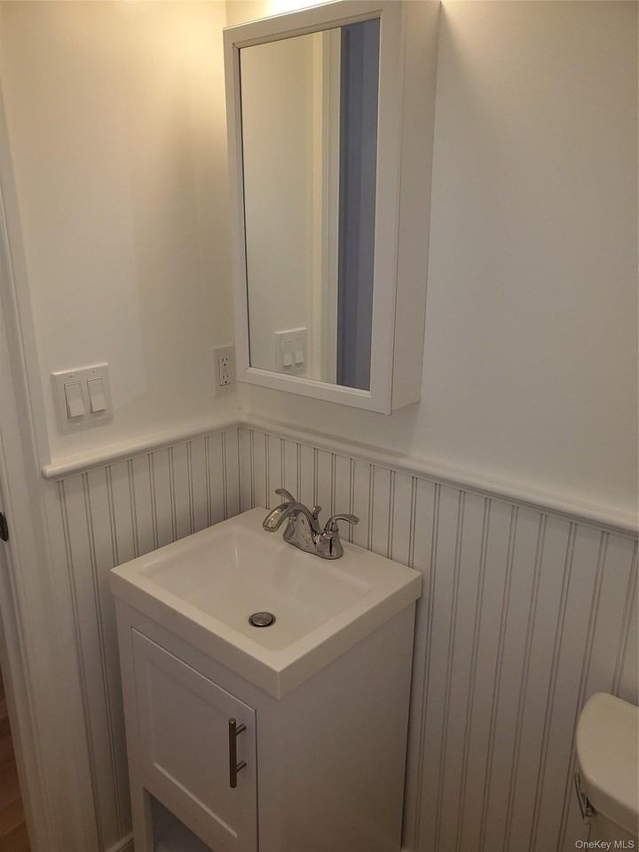 233A Lincoln Ave E - Photo 5 of 32
