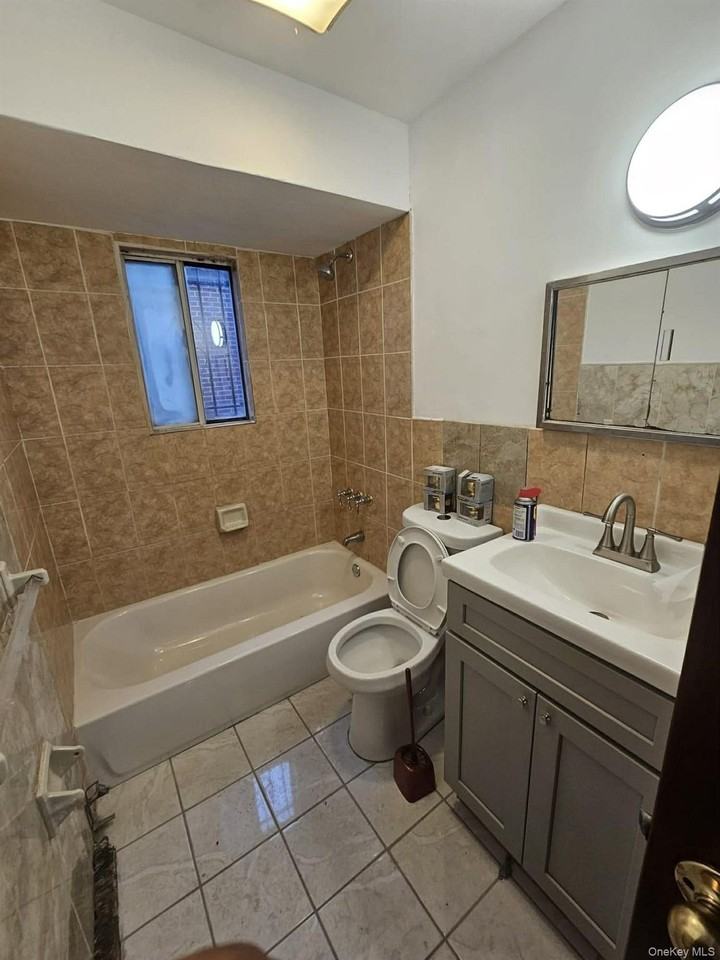 17912 145th Ave #1 - Photo 6 of 6