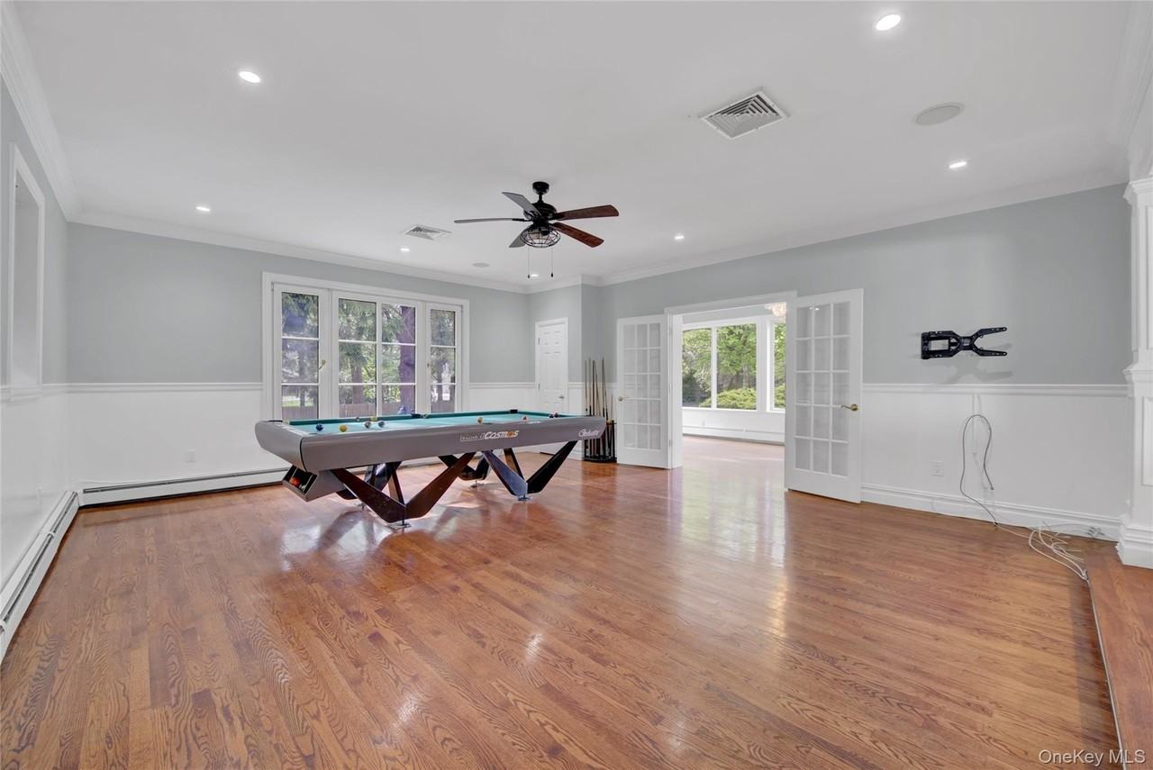 1719 Cedar Swamp Rd - Photo 6 of 30