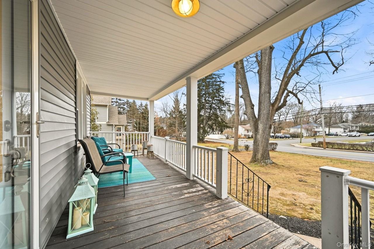 359 Orangeburg Rd #2 - Photo 3 of 39