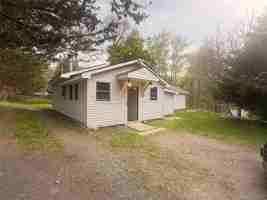 featured image of 157 White Bridge Rd