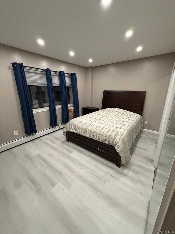 2 Elmwood Park Dr - Photo 3 of 5
