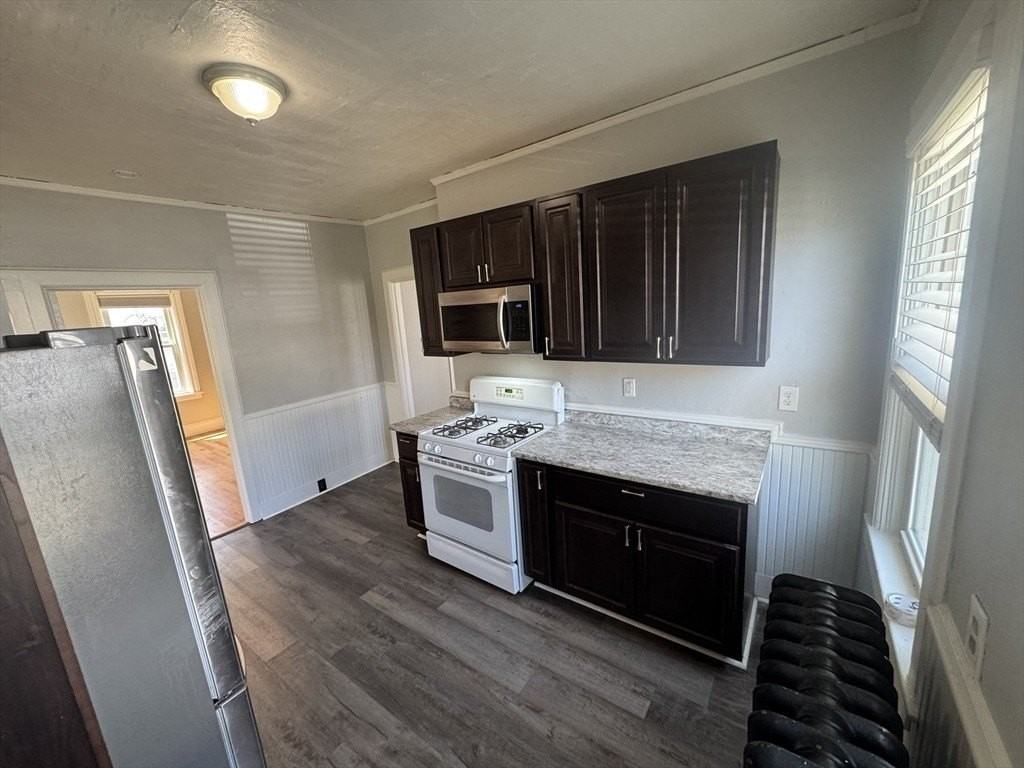 34 Myrtle St #1 - Photo 5 of 9