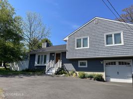 featured image of 162 Linden Ave #B