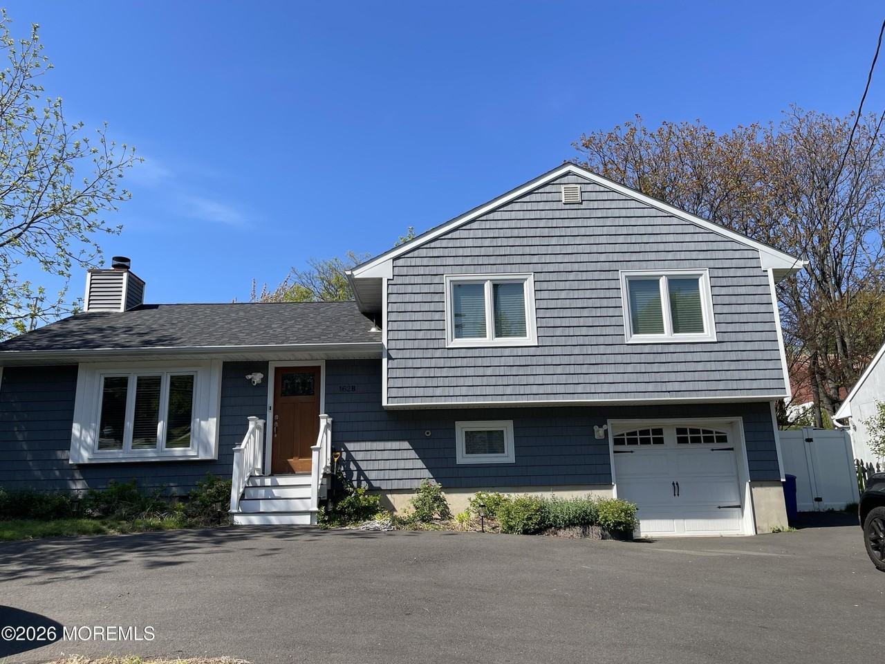 162 Linden Ave #B - Photo 2 of 16