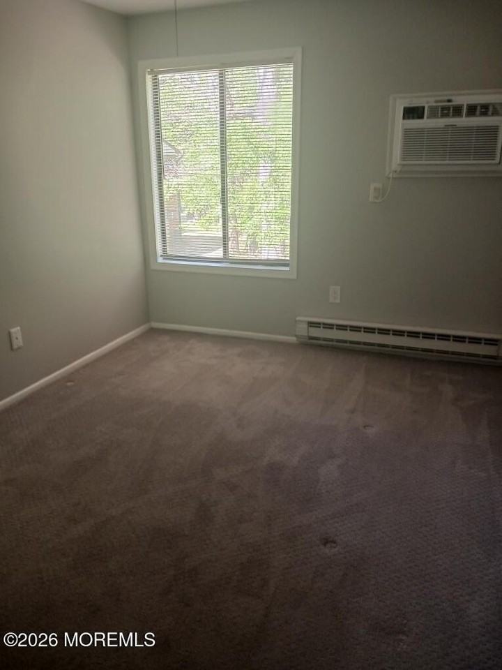 115 Amberly Dr #H - Photo 7 of 17