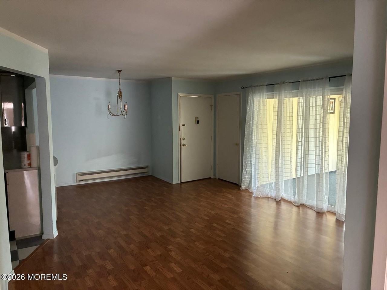 131 Amberly Dr #J - Photo 7 of 18