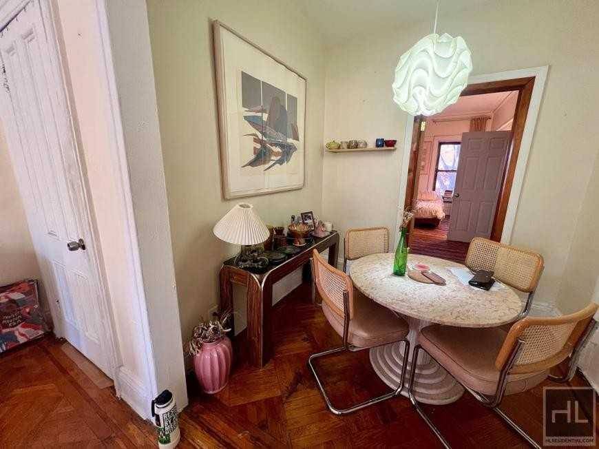 6 Brevoort Pl - Photo 6 of 10