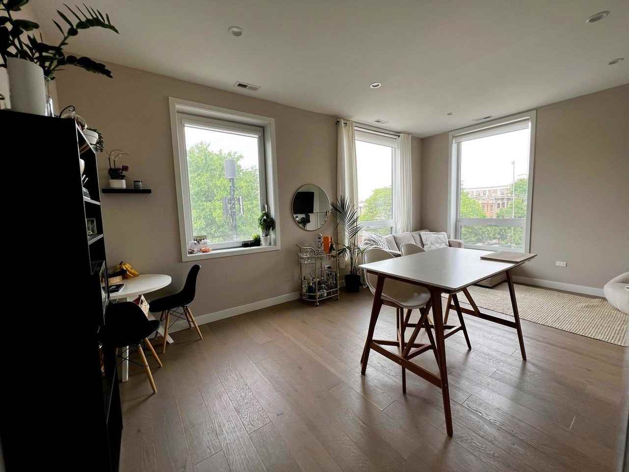 3757 N Sheffield Ave #201 - Photo 7 of 16