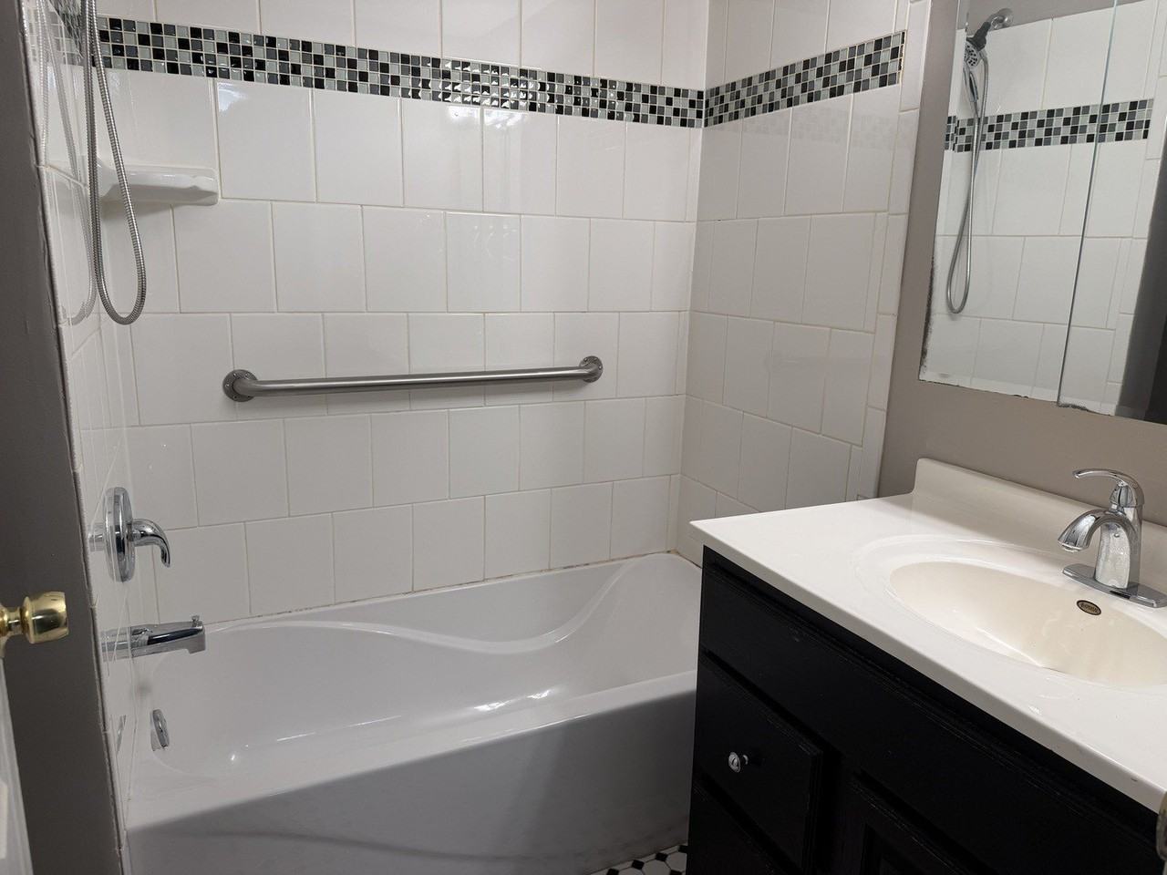 23639 W Chicago St - Photo 3 of 15