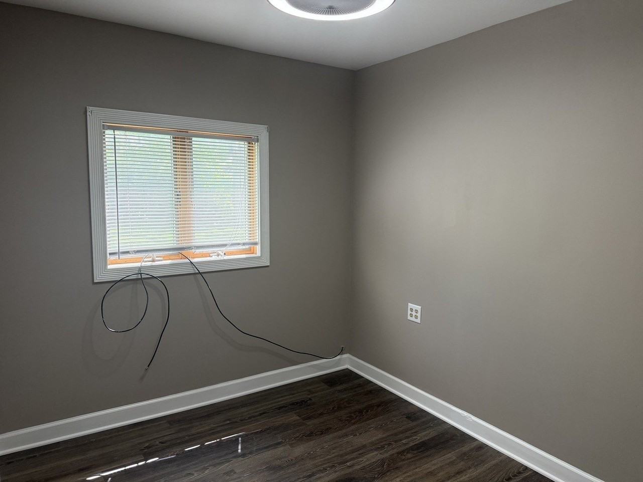23639 W Chicago St - Photo 5 of 15