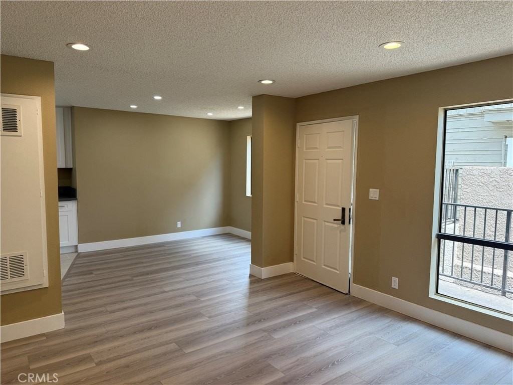 219 E Maple St #2 - Photo 3 of 19