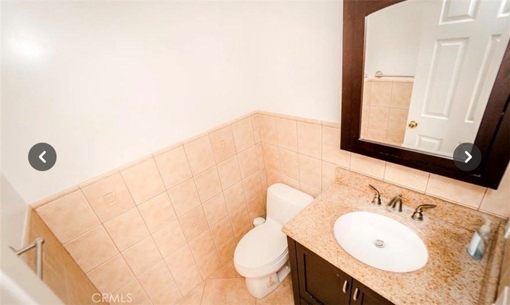 9846 California Ave - Photo 5 of 9