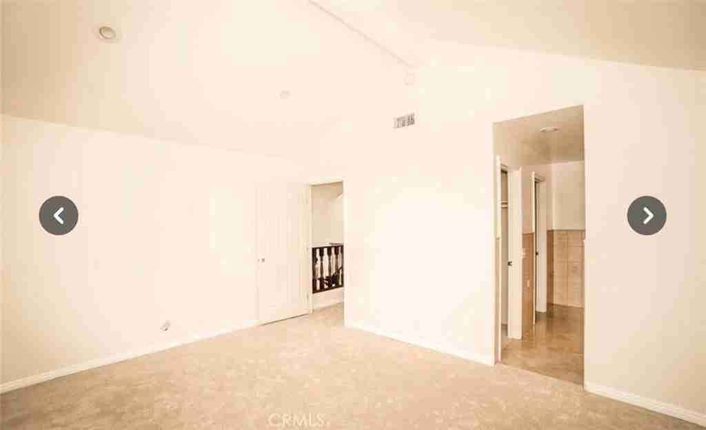 9846 California Ave - Photo 7 of 9