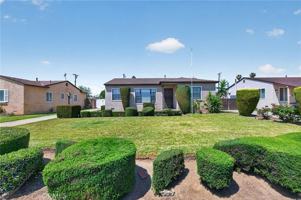 featured image of 1245 E Mobeck St