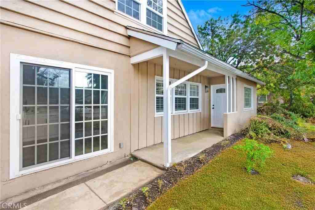 817 E Ada Ave - Photo 4 of 25