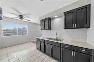 1308 E Oaks St #D - Photo 1 of 1