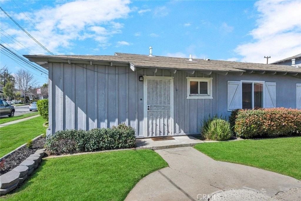 664 Center St #A - Photo 2 of 28