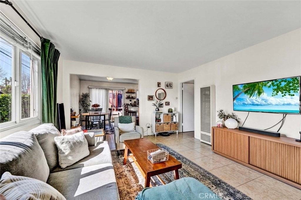 664 Center St #A - Photo 7 of 28