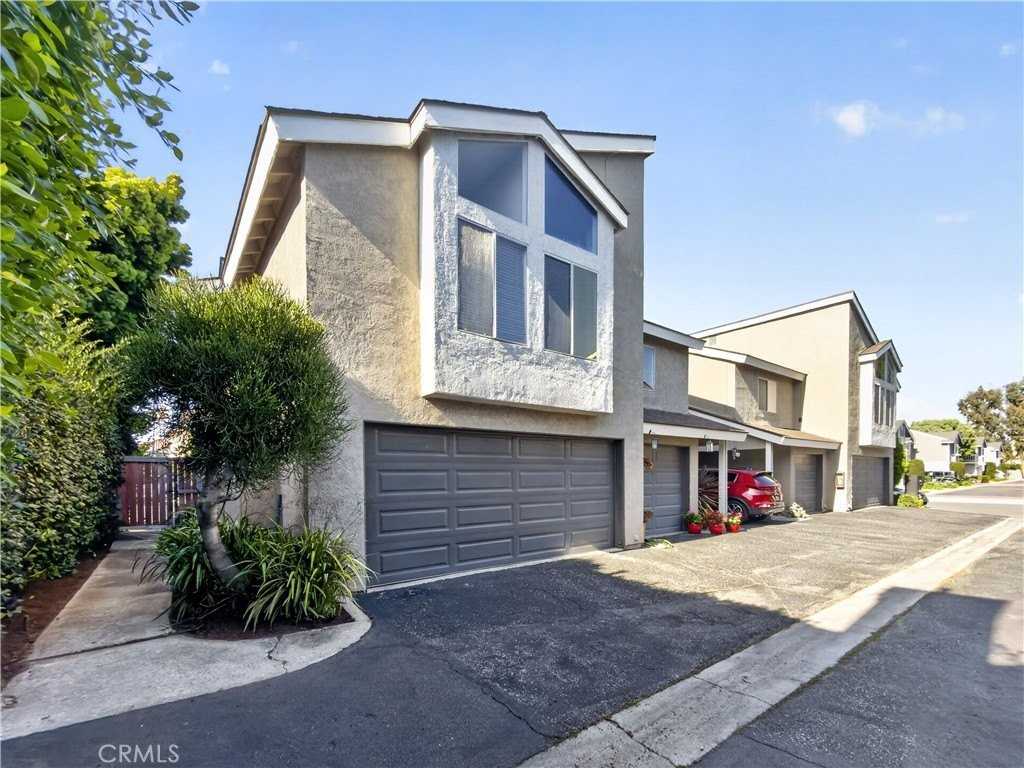 17121 Green Ln #D - Photo 2 of 20