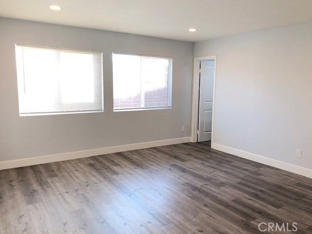 12241 Cliffwood Ave - Photo 2 of 8