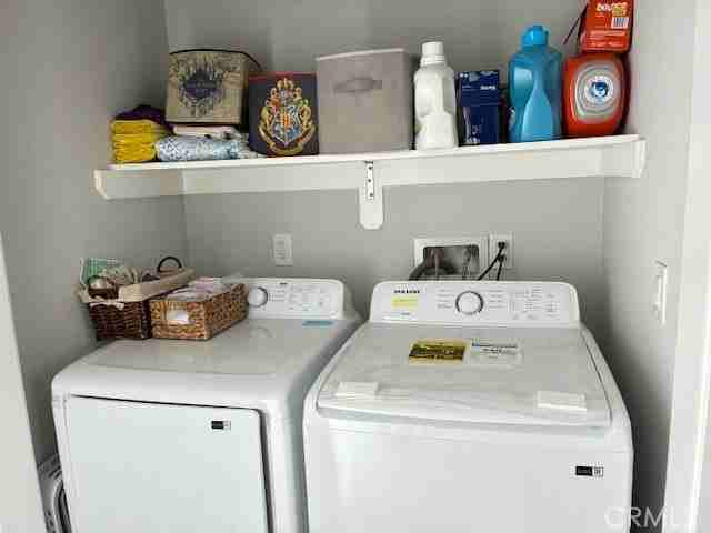 12241 Cliffwood Ave - Photo 7 of 8
