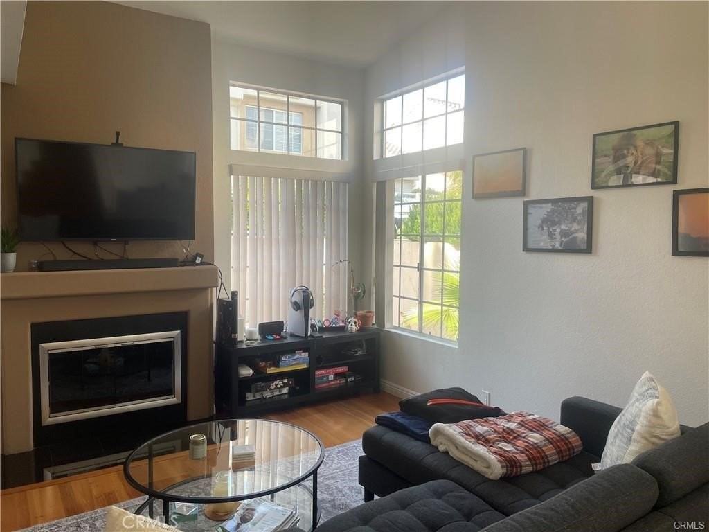 98 Almador - Photo 6 of 20