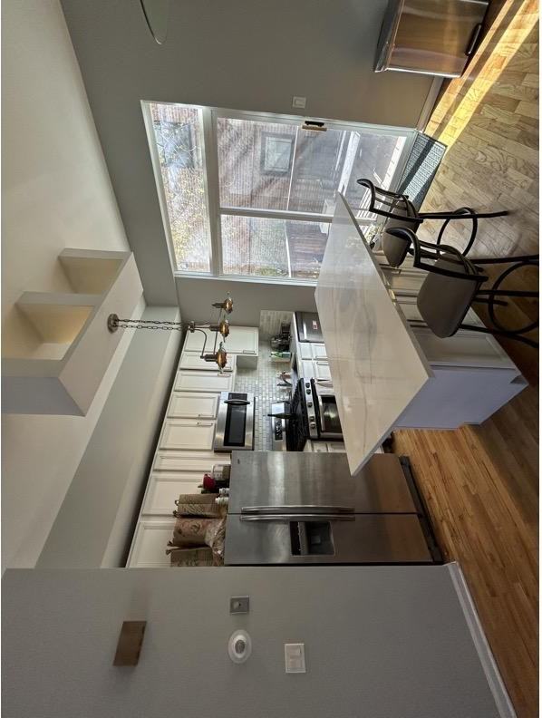 2205 W Ohio St - Photo 7 of 10