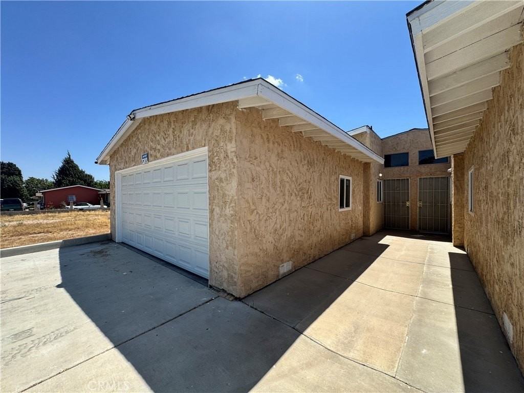 16209 Juniper St #2 - Photo 3 of 21