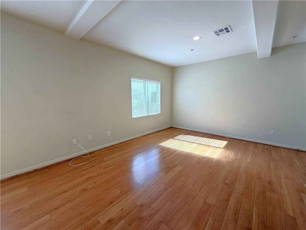 2440 Purdue Ave #101 - Photo 3 of 21